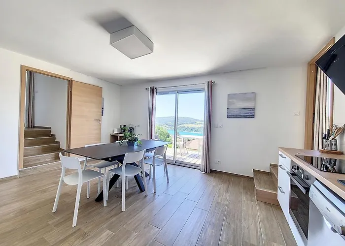 Le Panoramique بيت للعطل Billieu